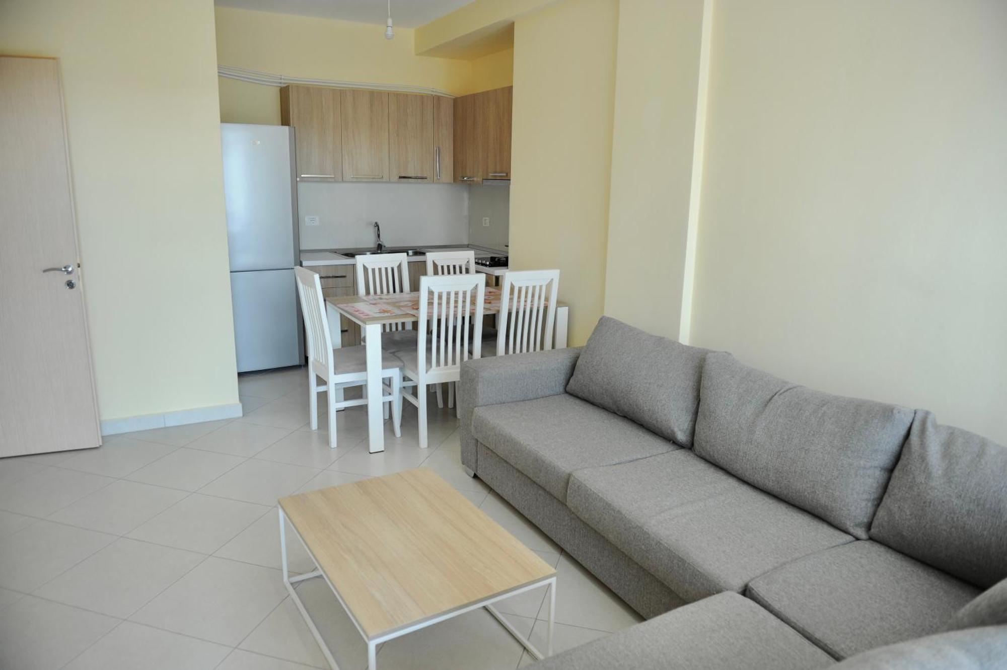 Hotel Fish Land Plazhi San Pietro Kültér fotó