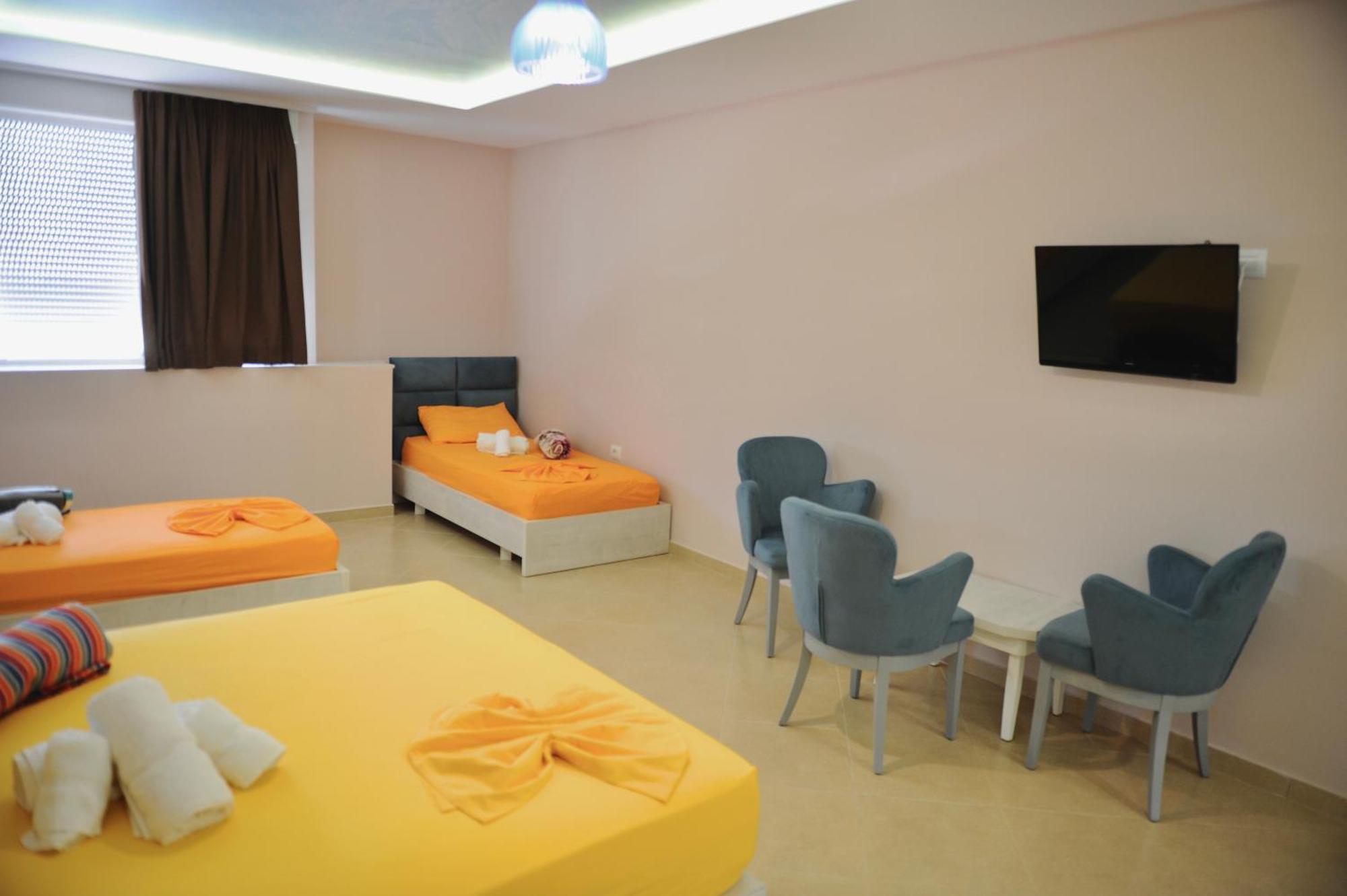 Hotel Fish Land Plazhi San Pietro Kültér fotó