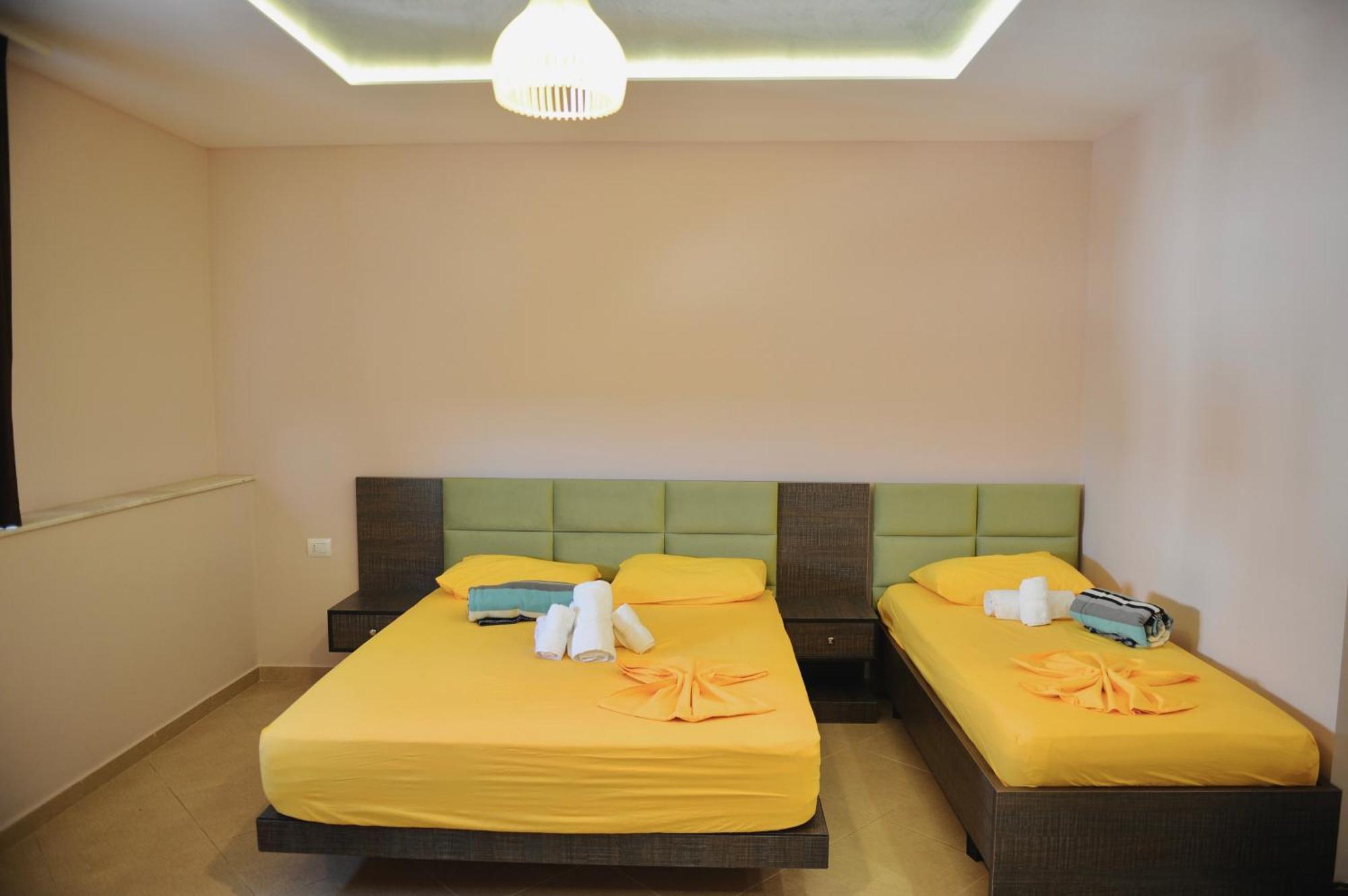 Hotel Fish Land Plazhi San Pietro Kültér fotó