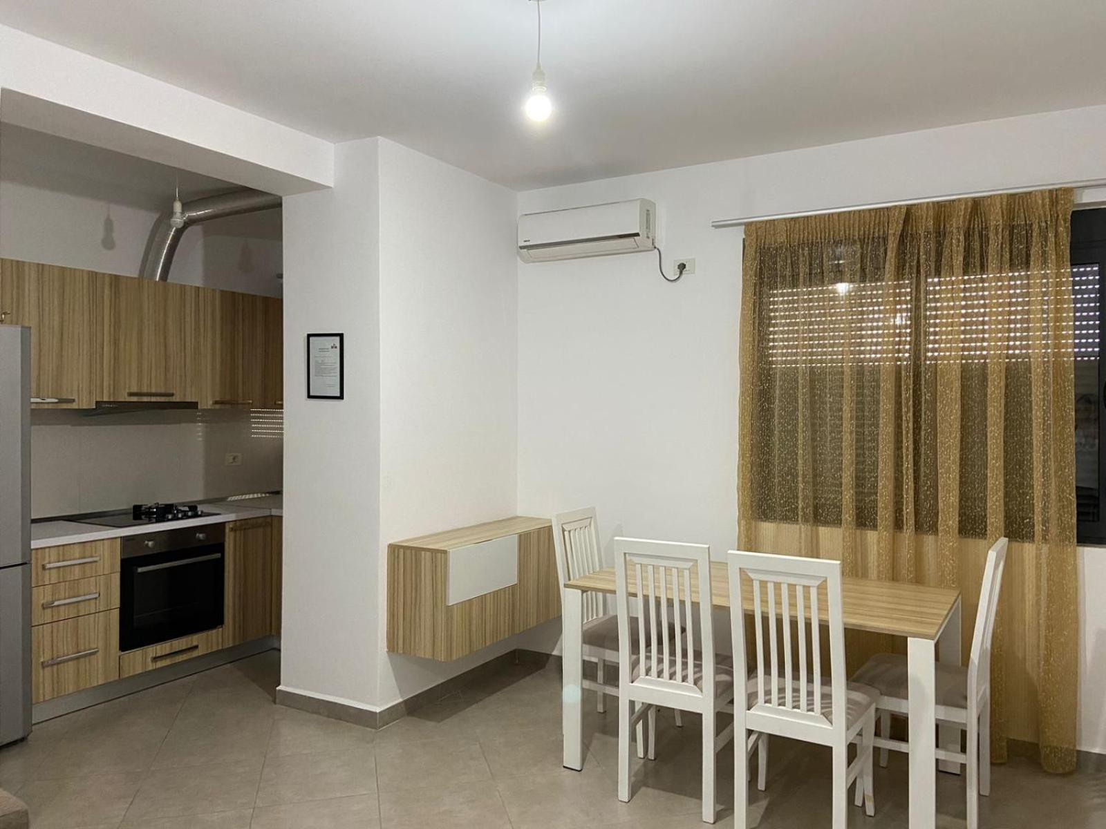 Hotel Fish Land Plazhi San Pietro Kültér fotó
