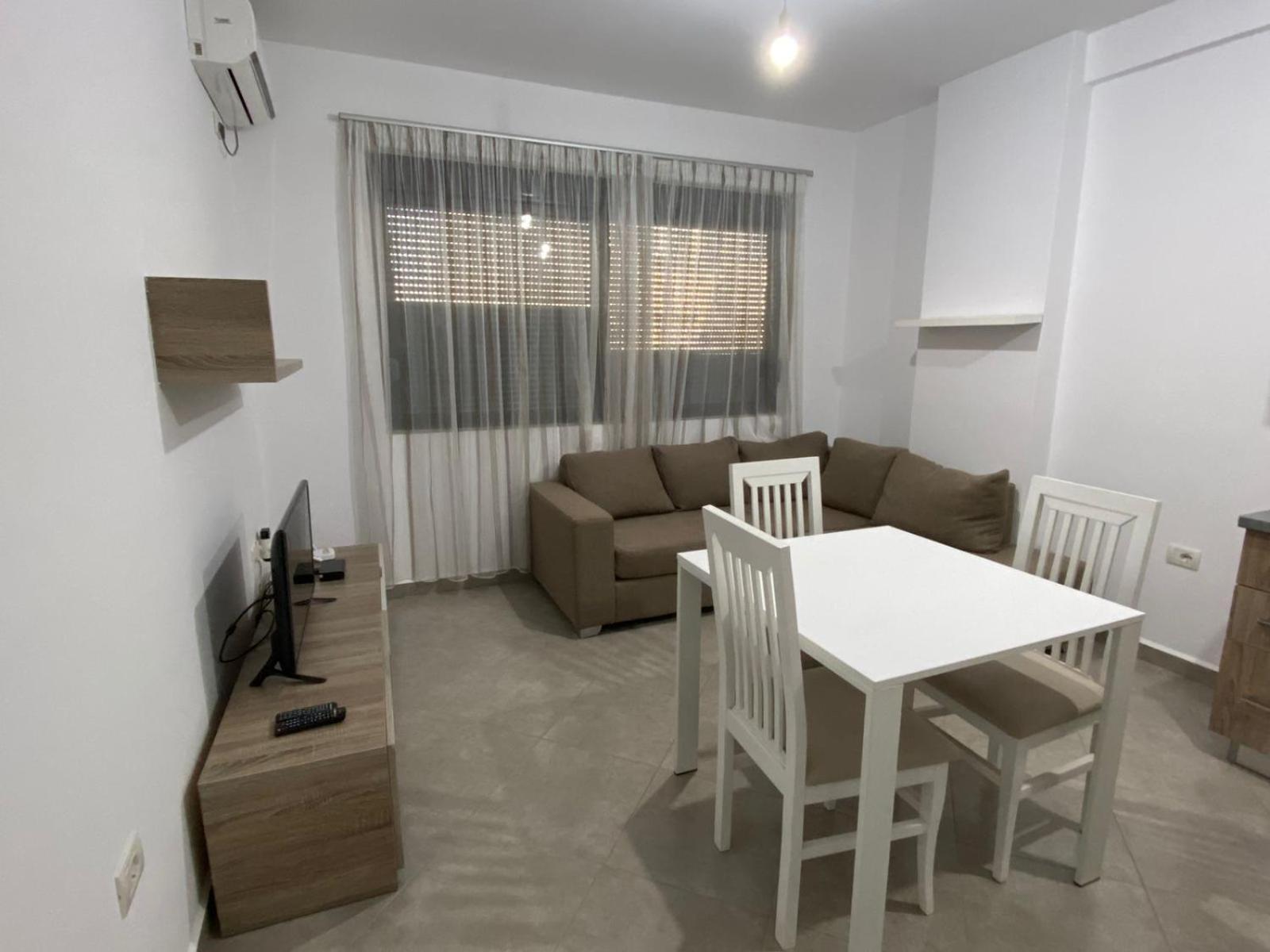 Hotel Fish Land Plazhi San Pietro Kültér fotó
